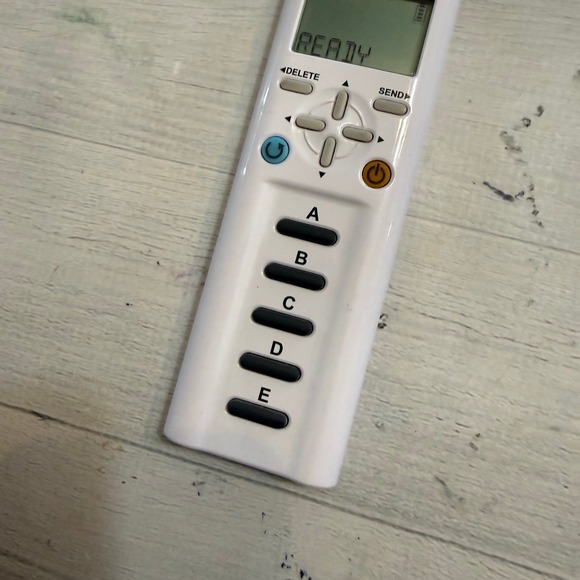 IClicker 2 student response remote - Picture 3 of 5